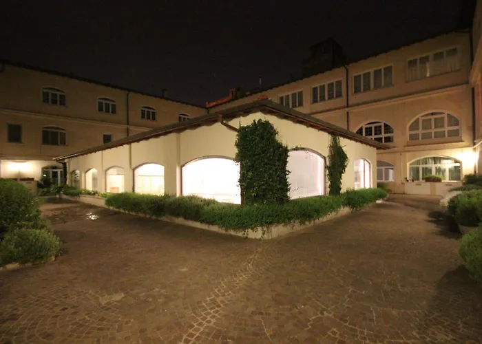 iRooms Forum&Colosseum